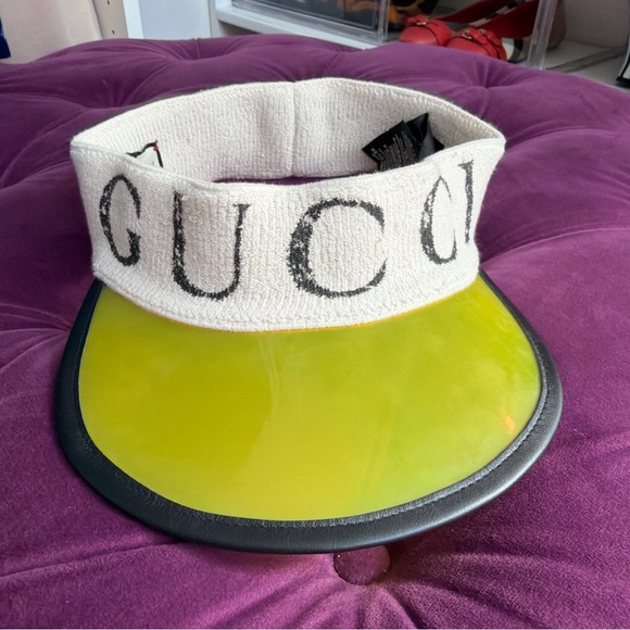Cucci unisex Yellow vinyl visor headband Logo , runway Small 57cm - Picture 2 of 8